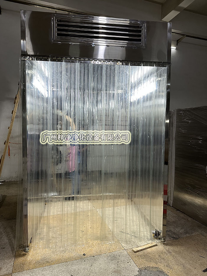 潔凈采樣車作為監(jiān)控潔凈車間環(huán)境質(zhì)量的工具，其標(biāo)準(zhǔn)要求尤為嚴(yán)格。
